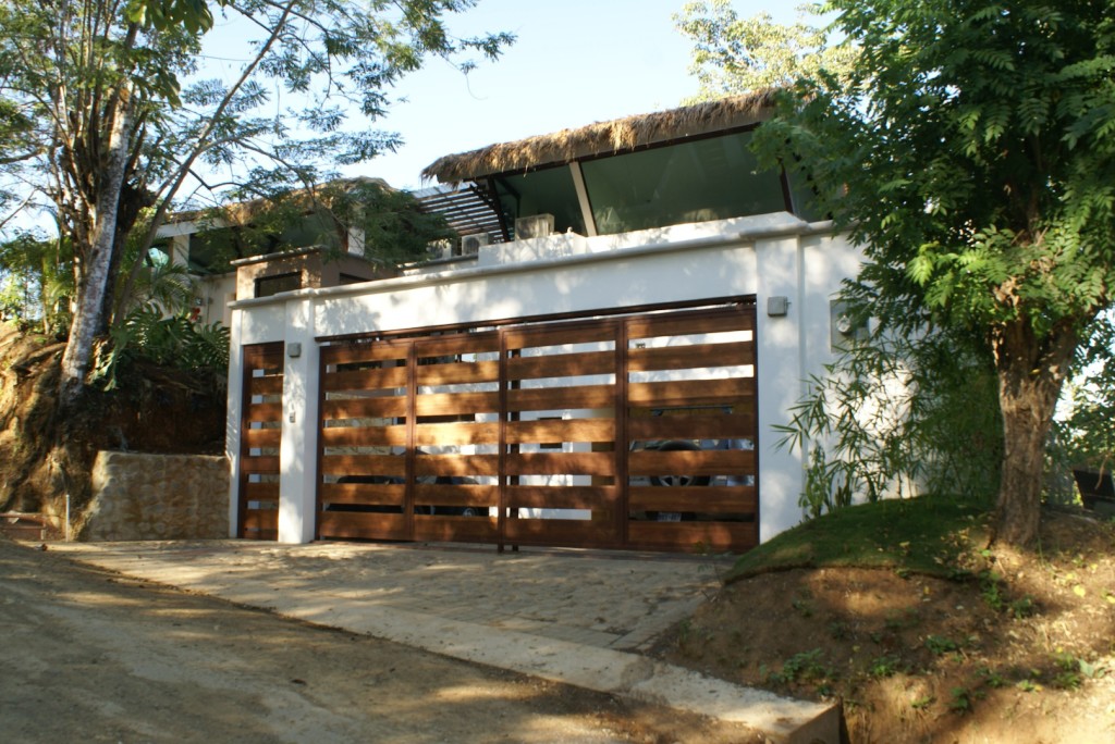Front Gate of Casa Divina